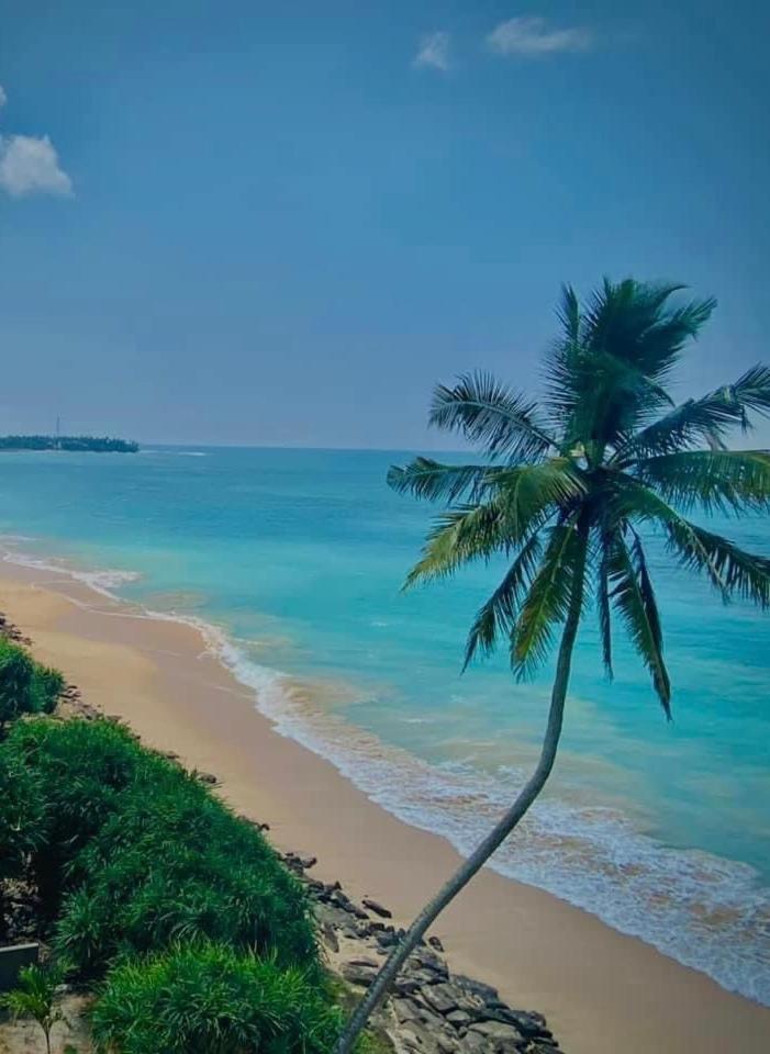 Blue Wave Beach Villa By Aaryan Group Ambalangoda  Exterior foto