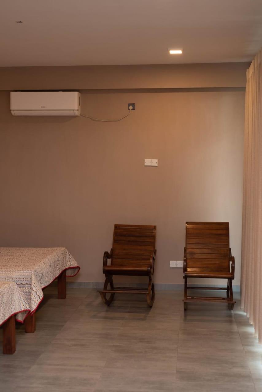 Blue Wave Beach Villa By Aaryan Group Ambalangoda  Exterior foto